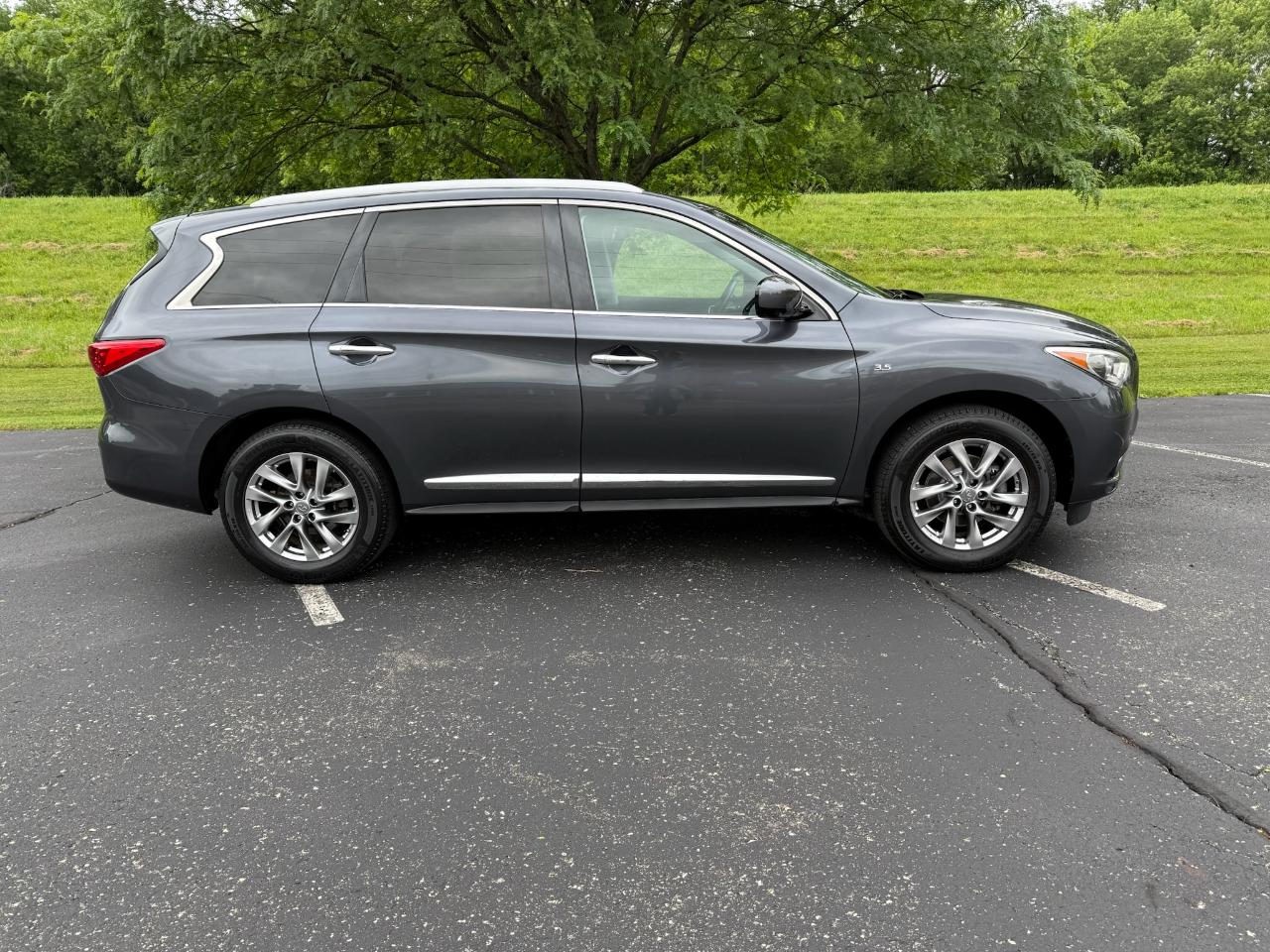 Infiniti QX60 FWD 2014