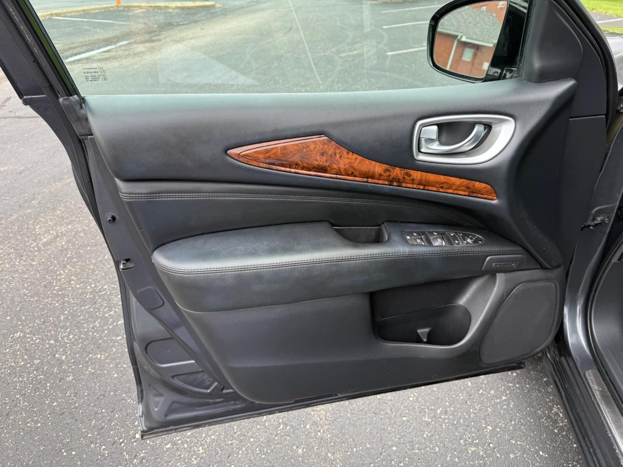 Infiniti QX60 FWD 2014