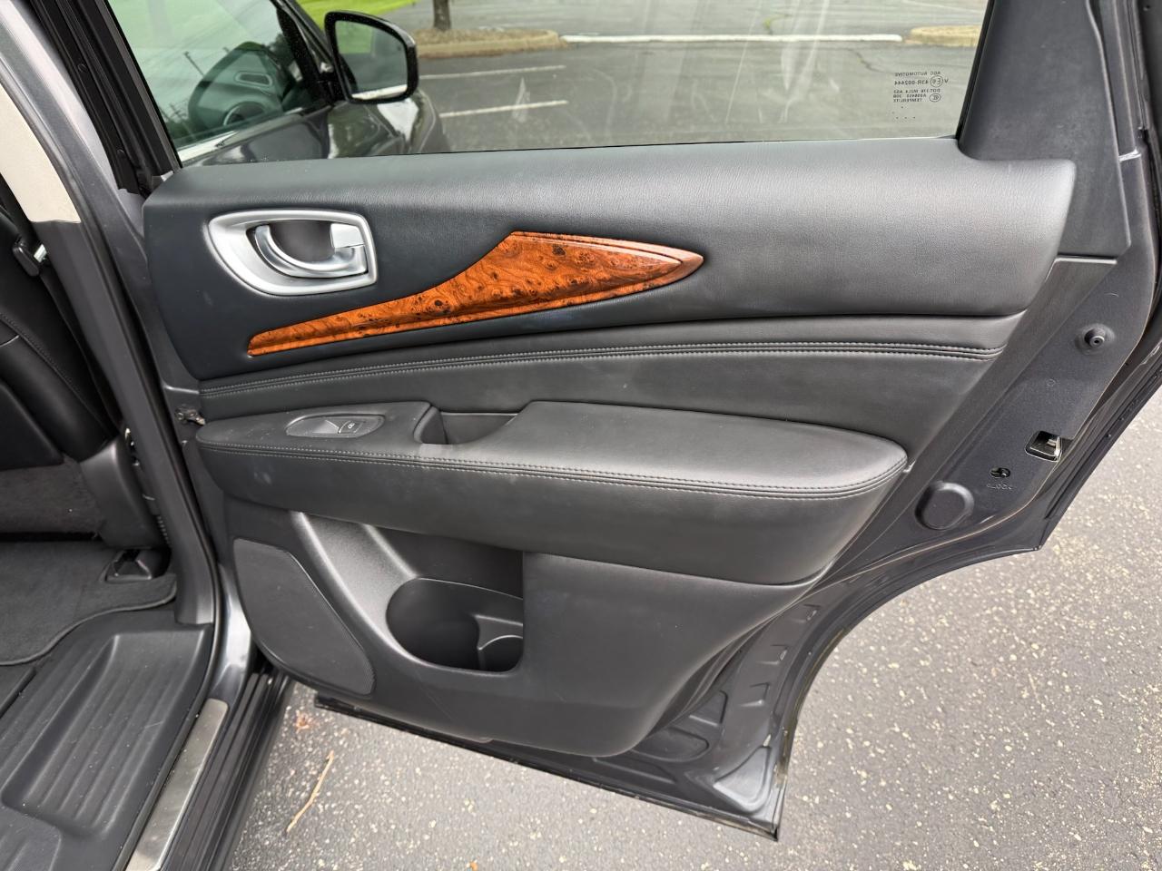 Infiniti QX60 FWD 2014