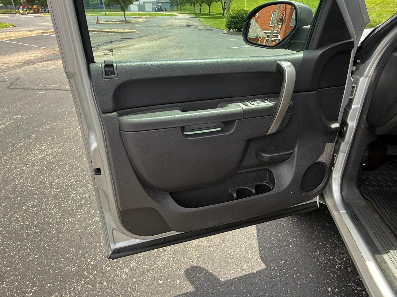 Chevrolet Silverado 1500 LT Crew Cab 4WD 2013