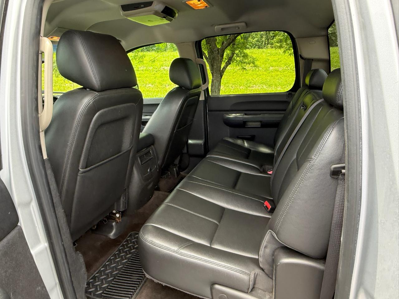 Chevrolet Silverado 1500 LT Crew Cab 4WD 2013
