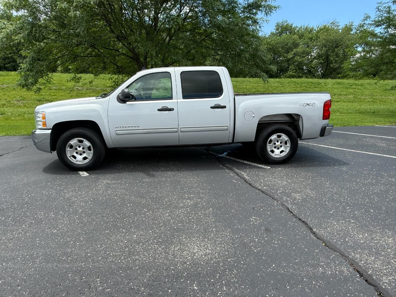 Chevrolet Silverado 1500 LT Crew Cab 4WD 2013