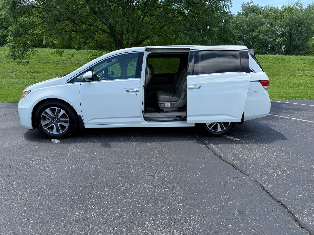Honda Odyssey Touring Elite 2014