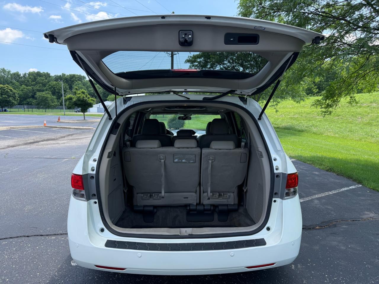 Honda Odyssey Touring Elite 2014