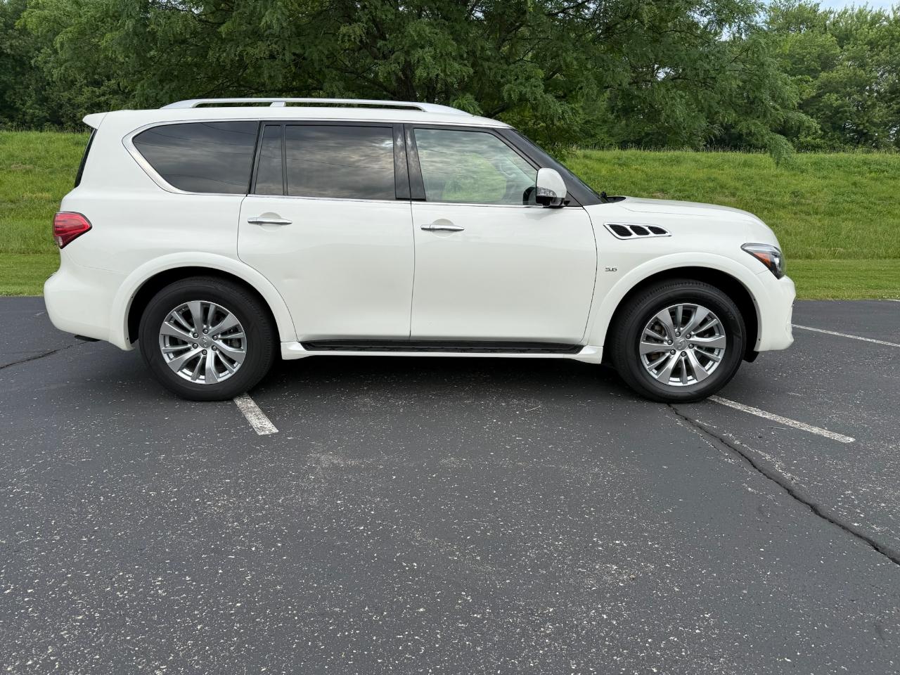 Infiniti QX80 2WD 2016