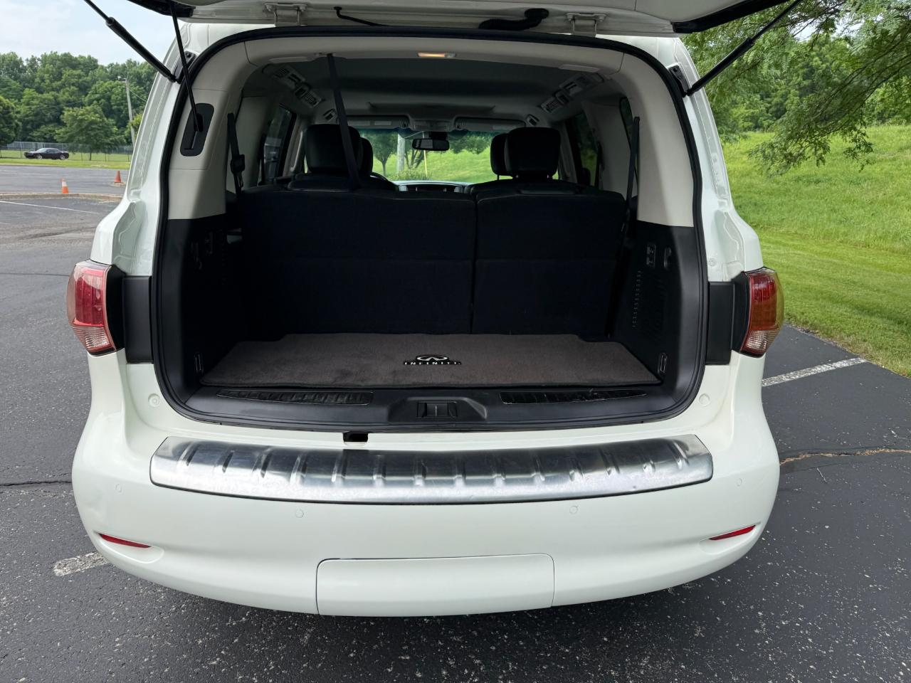 Infiniti QX80 2WD 2016