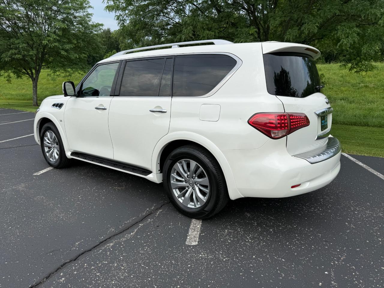 Infiniti QX80 2WD 2016