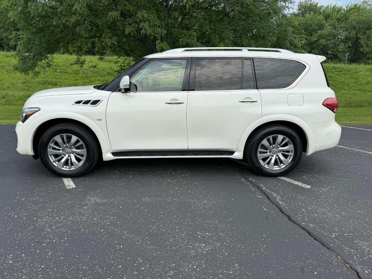 Infiniti QX80 2WD 2016