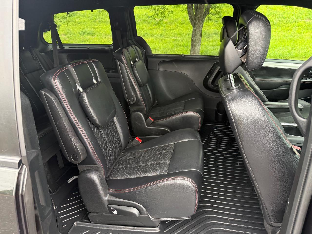 Dodge Grand Caravan R/T 2015
