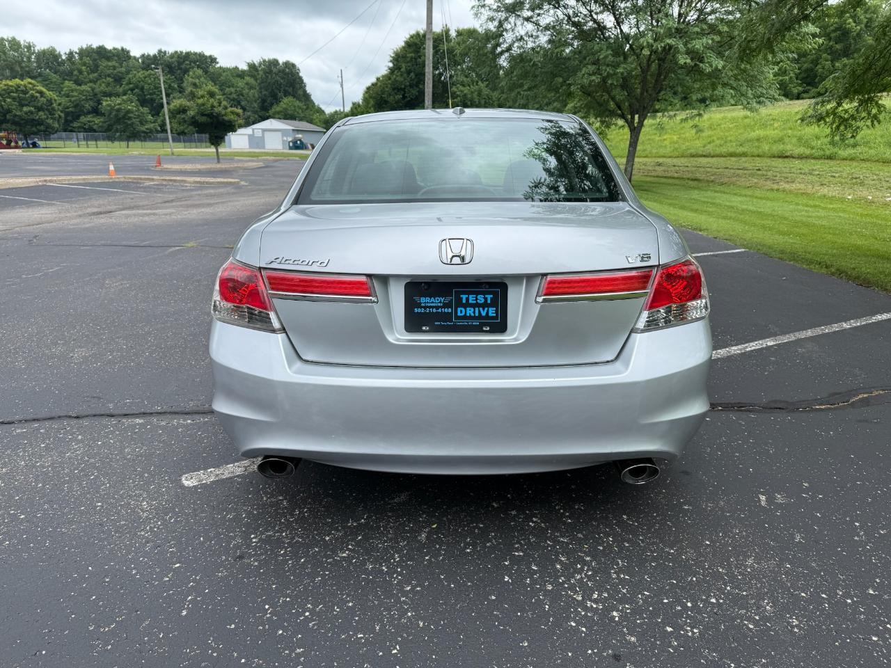 Honda Accord EX-L V-6 Sedan AT 2011