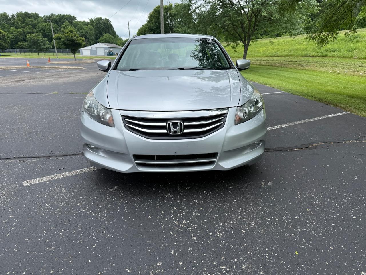 Honda Accord EX-L V-6 Sedan AT 2011