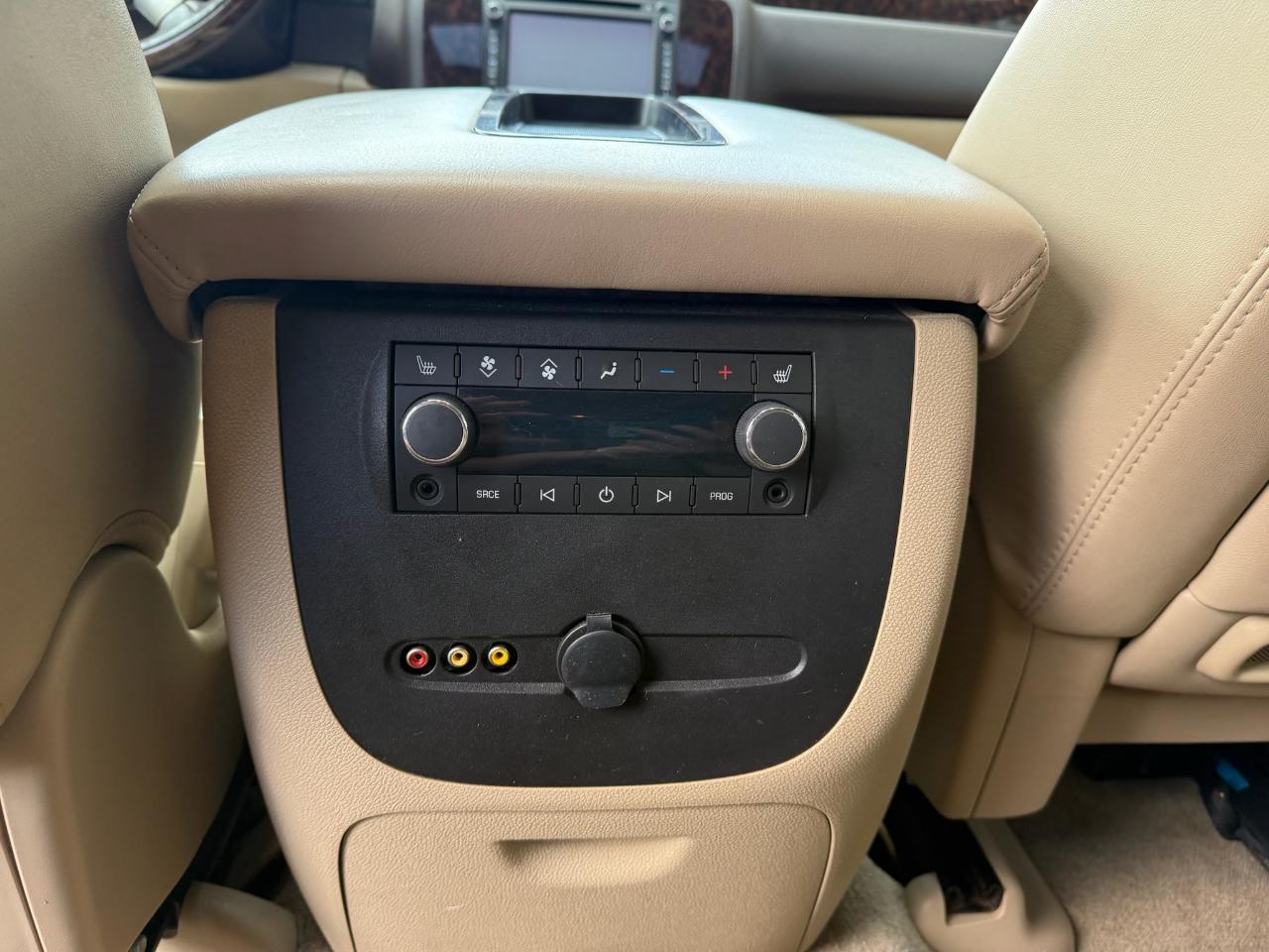 GMC Yukon Denali Denali 2012