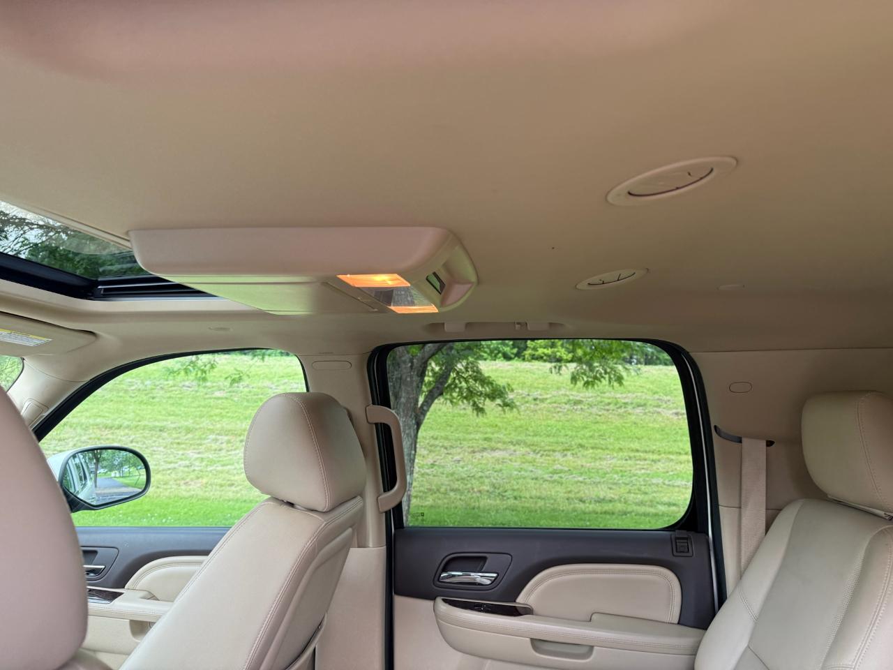 GMC Yukon Denali Denali 2012