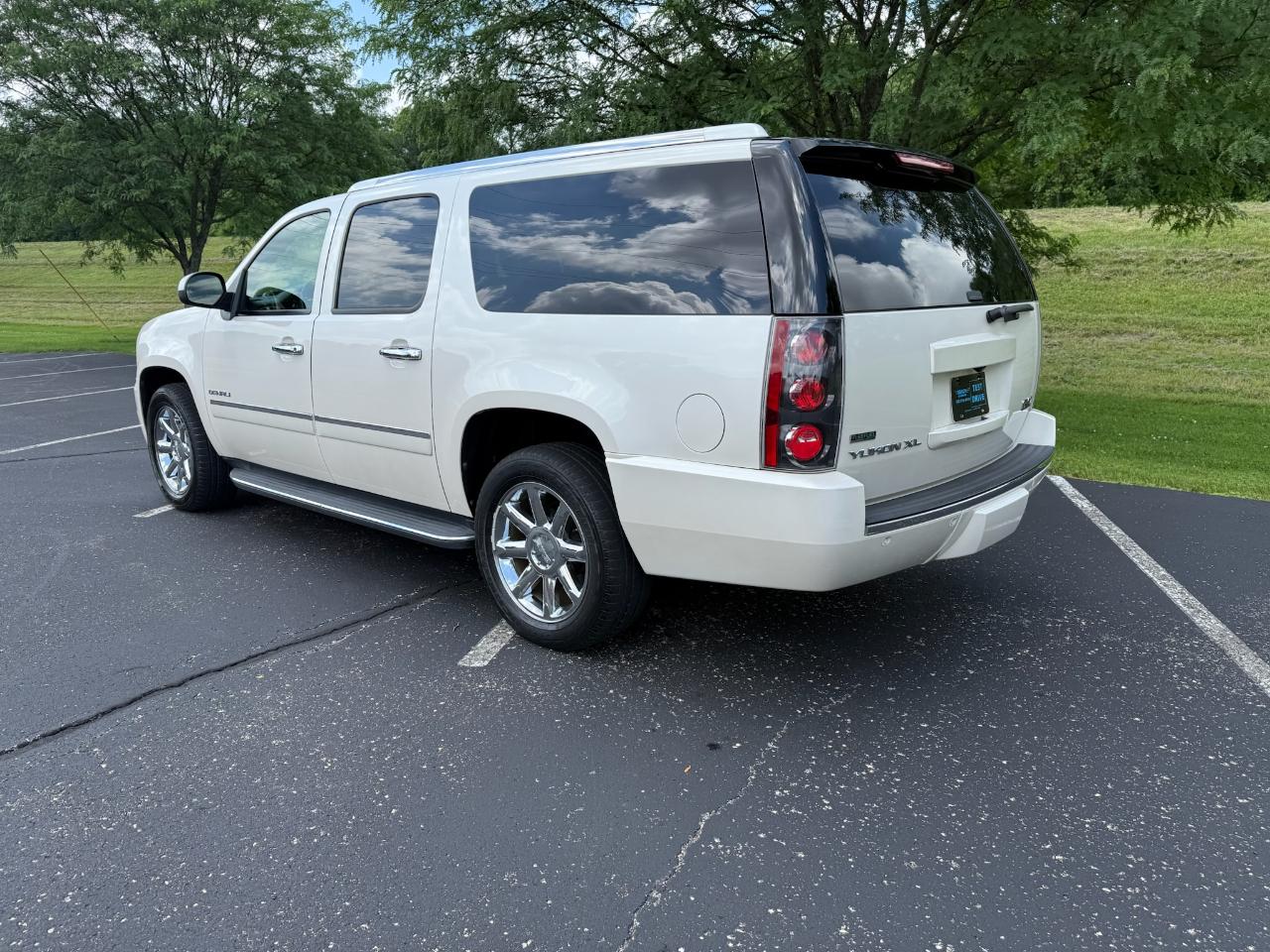 GMC Yukon Denali Denali 2012