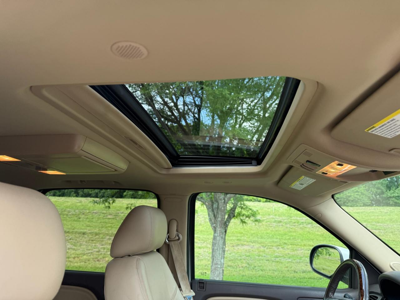 GMC Yukon Denali Denali 2012