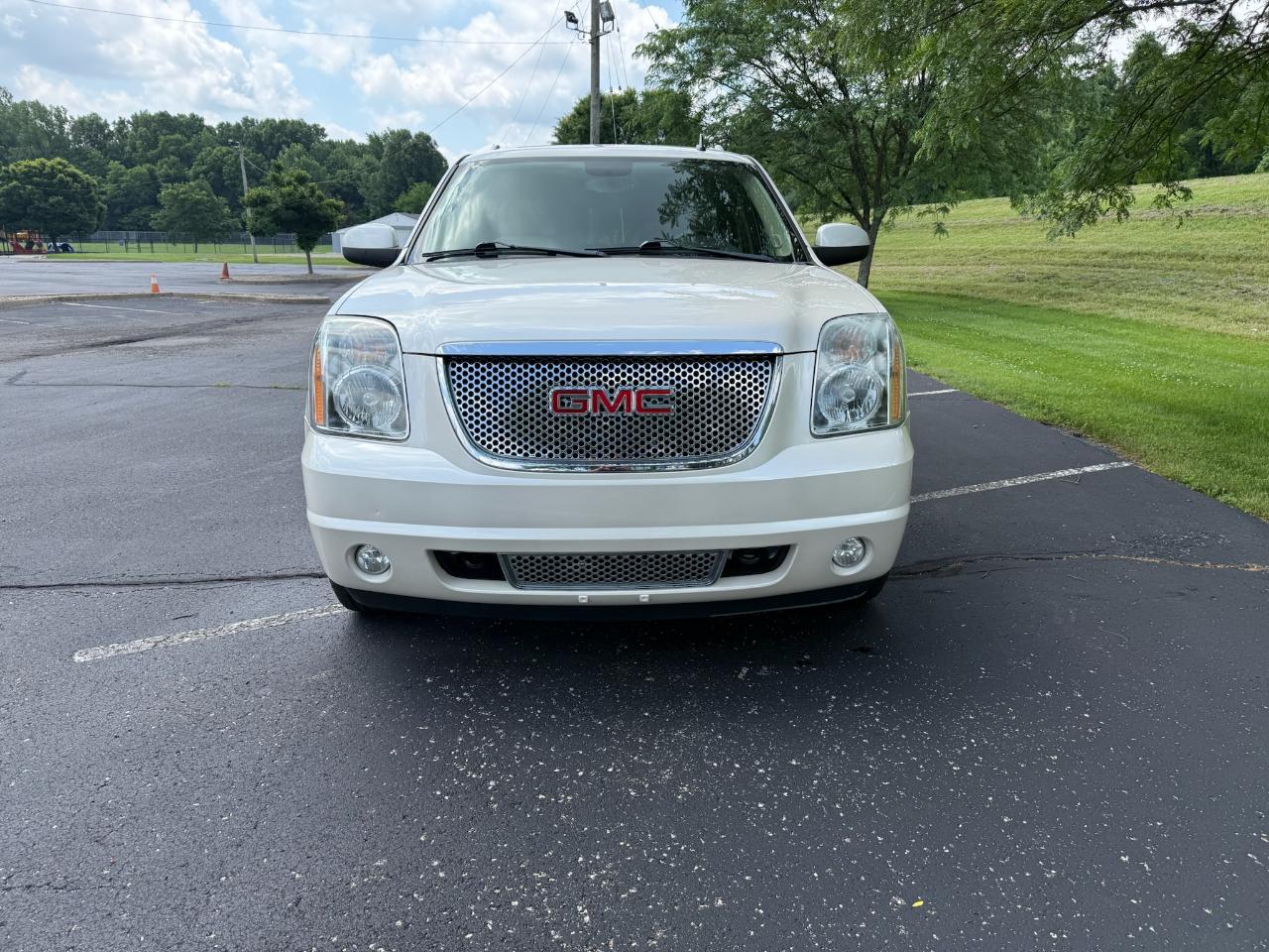 GMC Yukon Denali Denali 2012