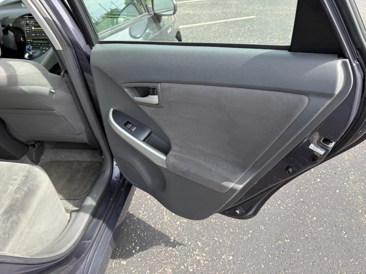 Toyota Prius Prius V 2010