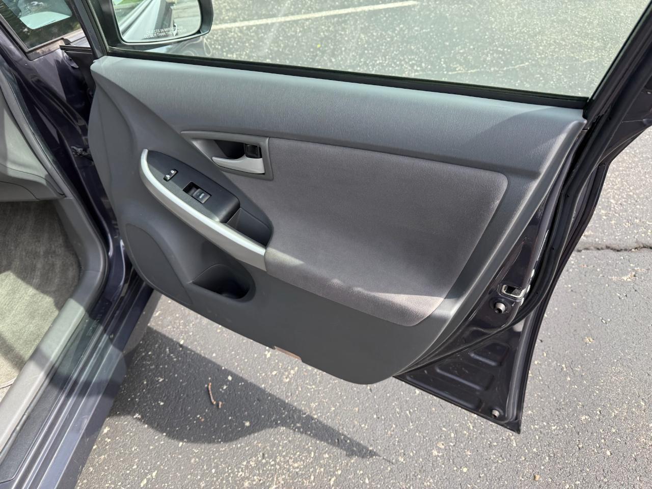 Toyota Prius Prius V 2010