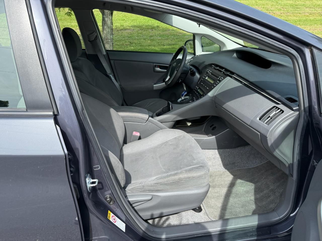 Toyota Prius Prius V 2010