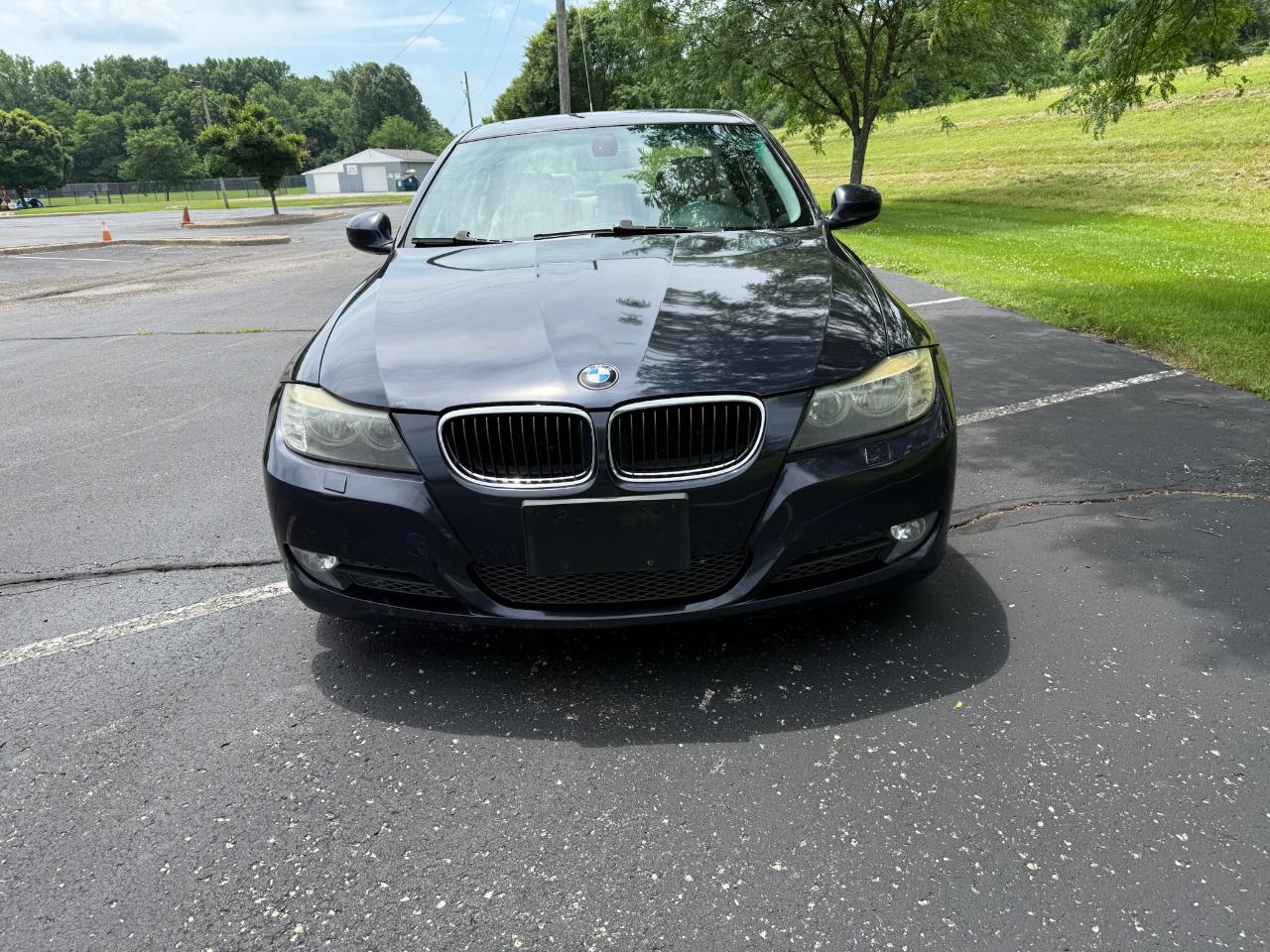 BMW 3-Series 328xi 2009