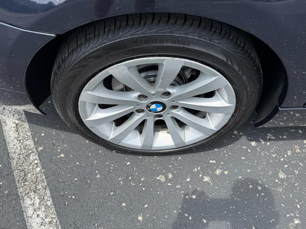 BMW 3-Series 328xi 2009