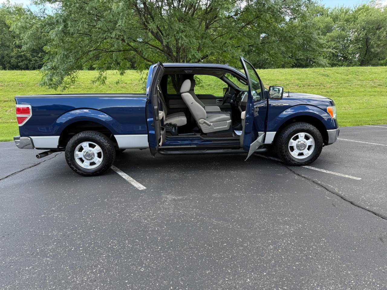 Ford F-150 XLT 2WD 2009