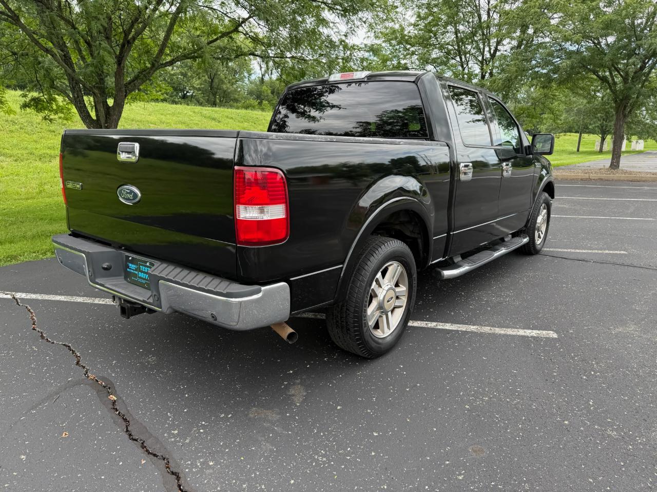 Ford F-150 Lariat SuperCrew 2WD 2005