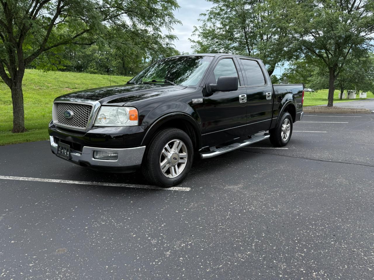 Ford F-150 Lariat SuperCrew 2WD 2005