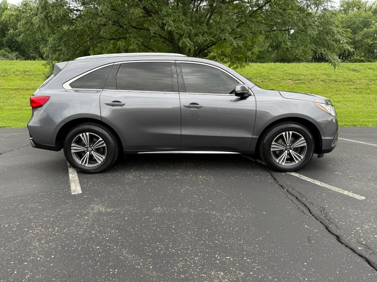 Acura MDX SH-AWD 9-Spd AT 2017