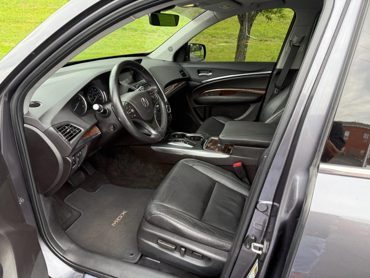 Acura MDX SH-AWD 9-Spd AT 2017