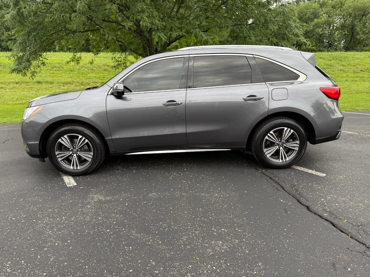 Acura MDX SH-AWD 9-Spd AT 2017