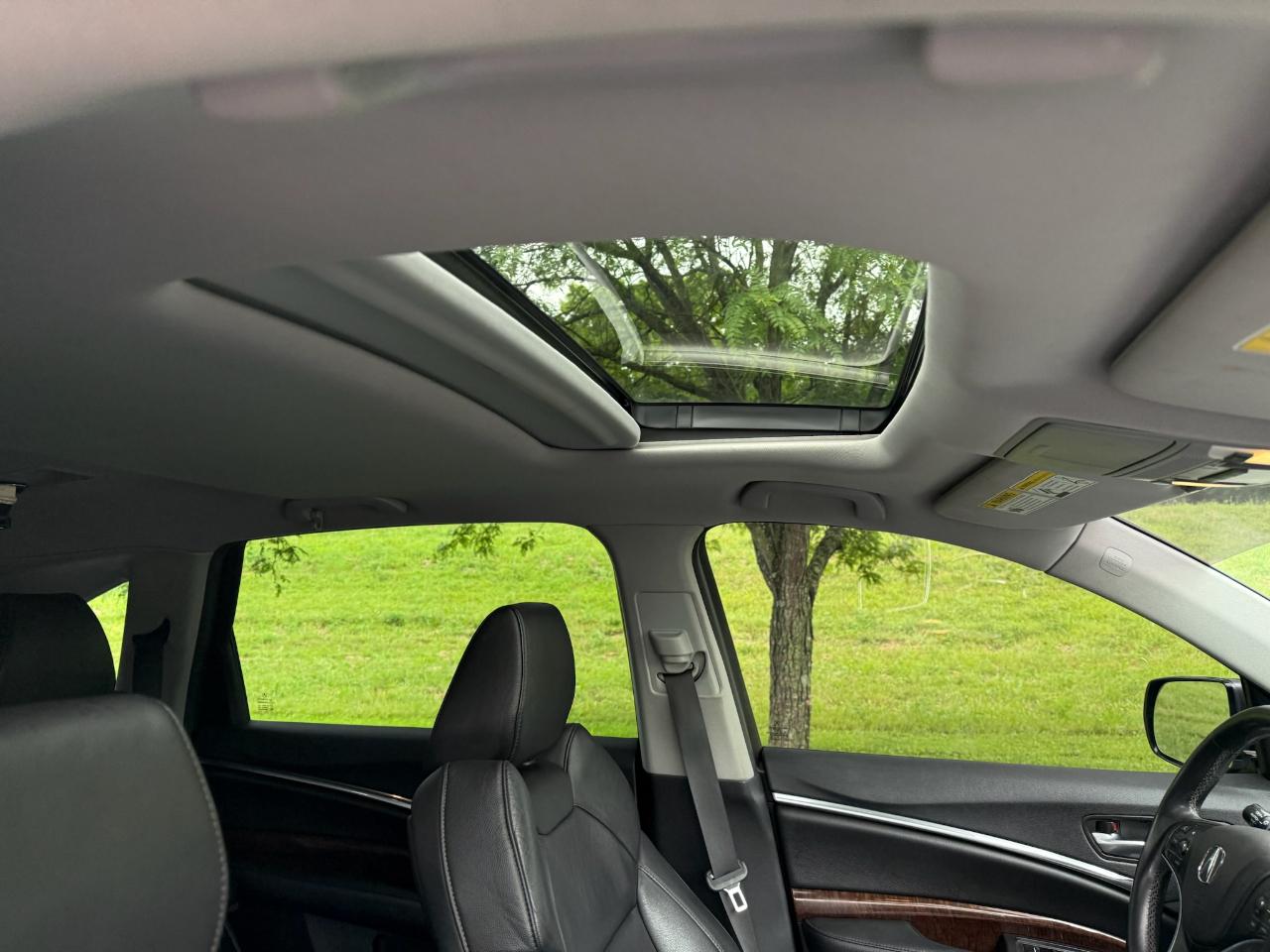 Acura MDX SH-AWD 9-Spd AT 2017