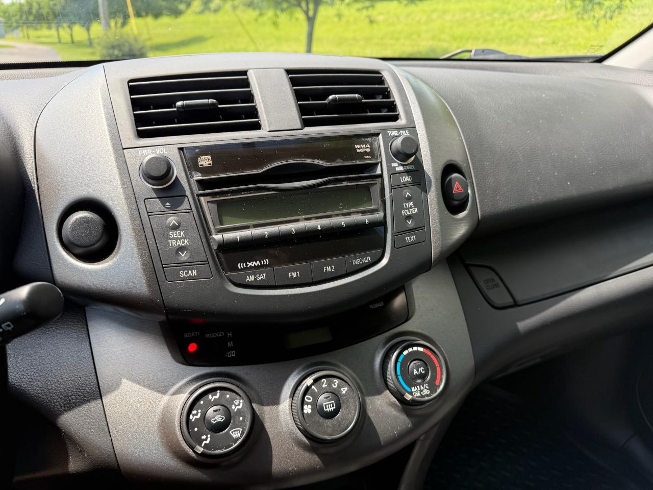 Toyota RAV4 Sport I4 2WD 2010