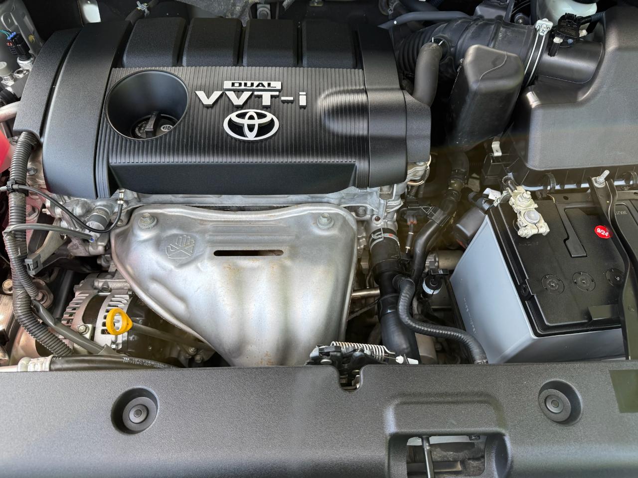 Toyota RAV4 Sport I4 2WD 2010