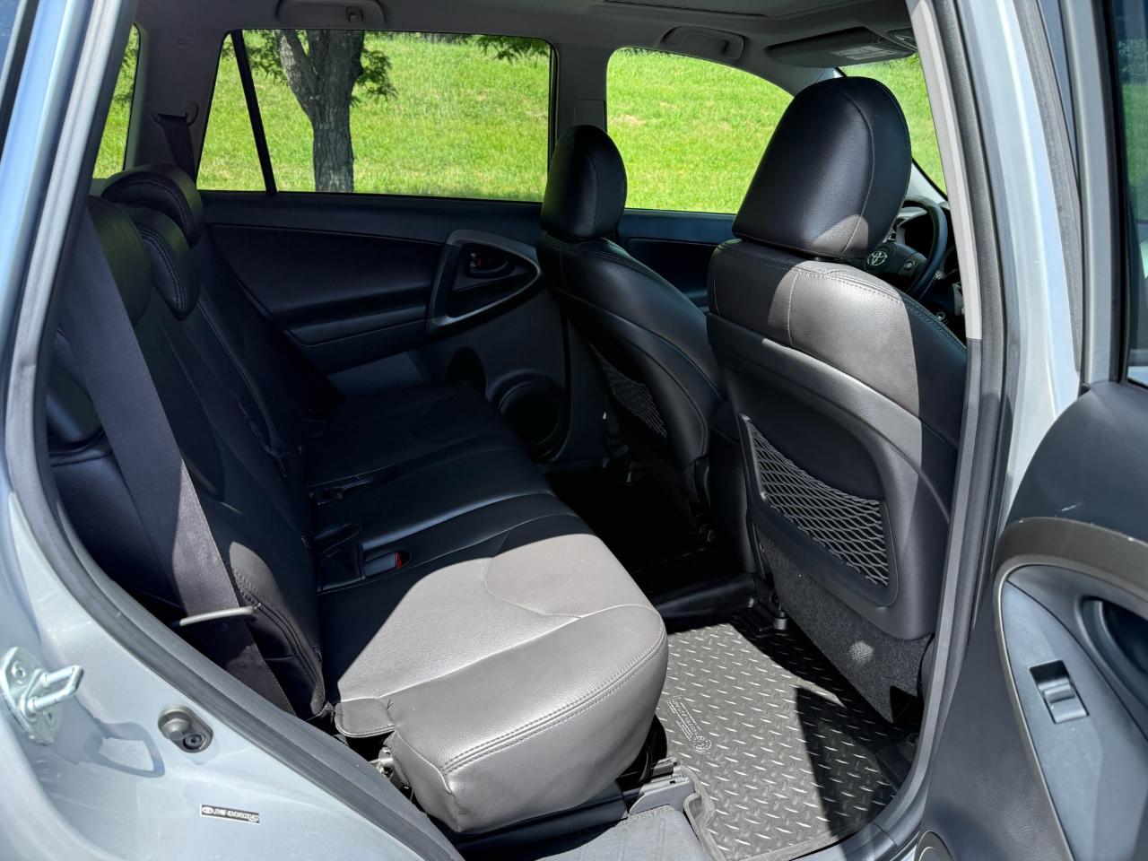 Toyota RAV4 Sport I4 2WD 2010