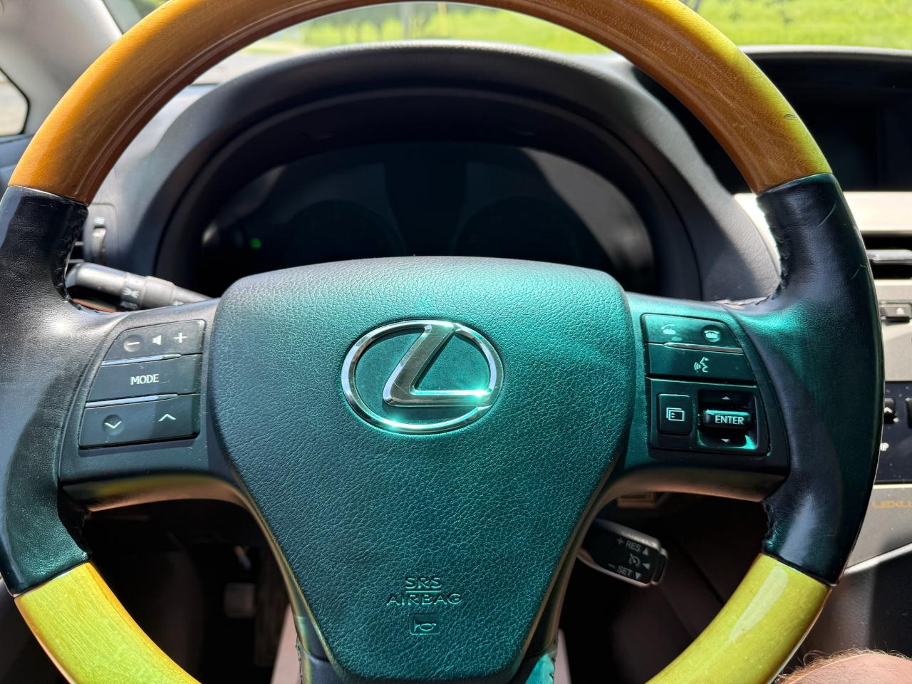 Lexus RX 350 FWD 2011