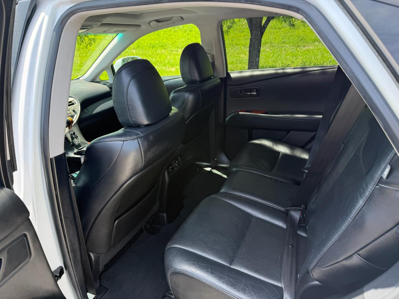 Lexus RX 350 FWD 2011