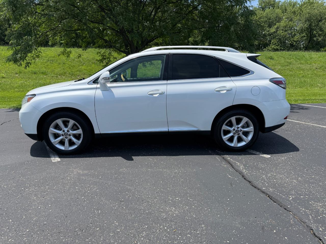 Lexus RX 350 FWD 2011