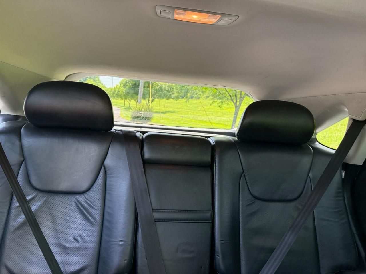 Lexus RX 350 FWD 2011