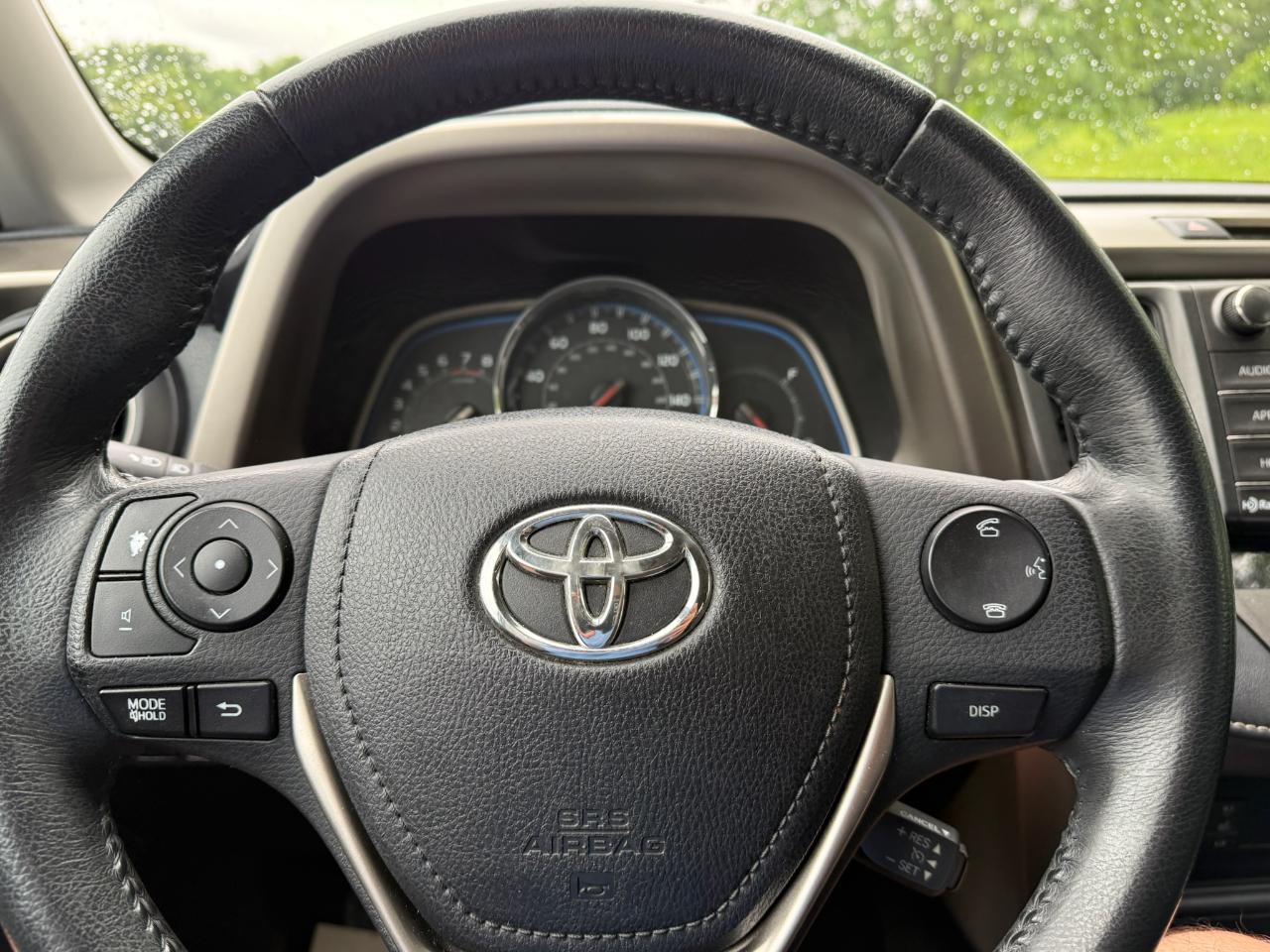 Toyota RAV4 Limited FWD 2015