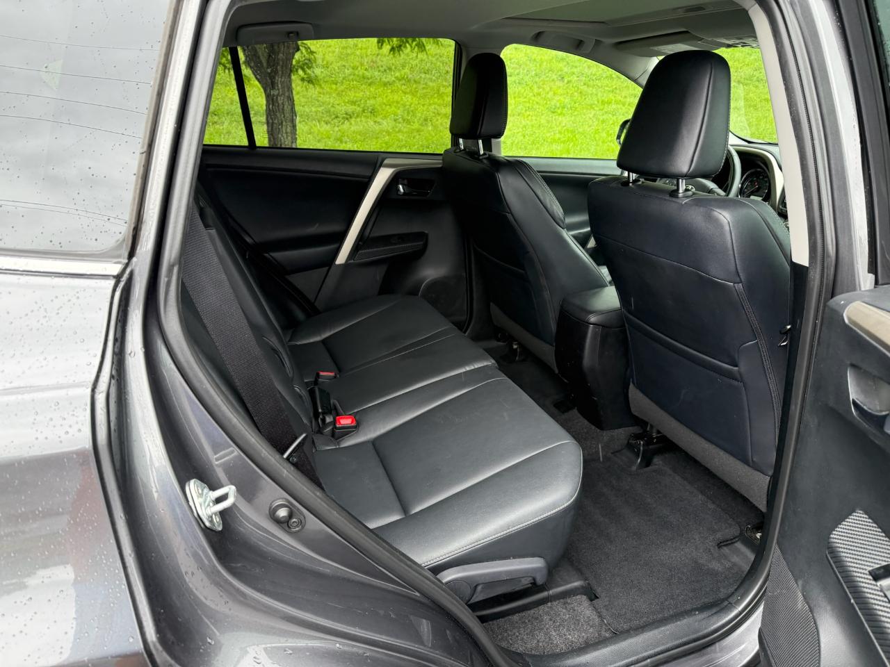 Toyota RAV4 Limited FWD 2015