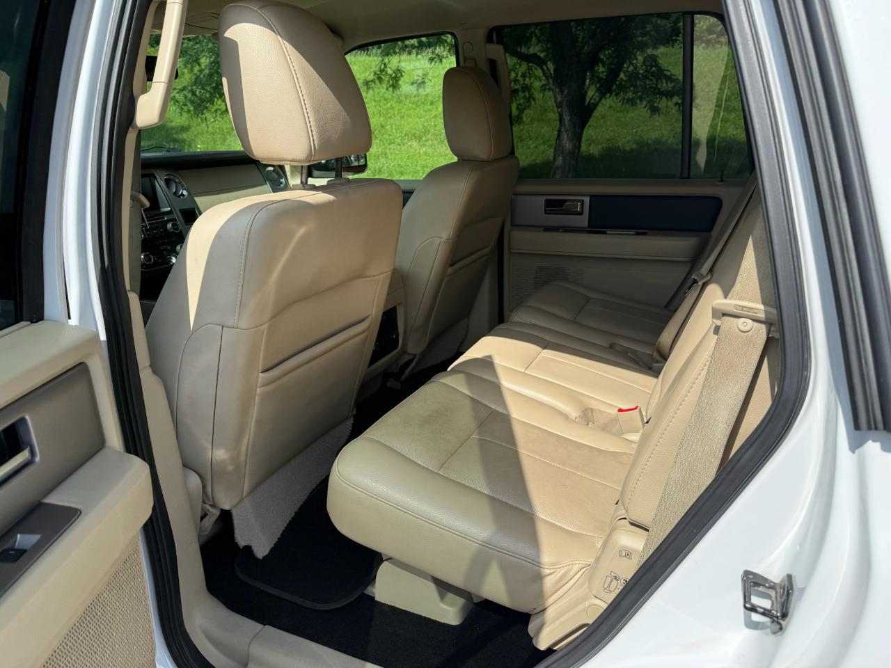Ford Expedition XLT 2015