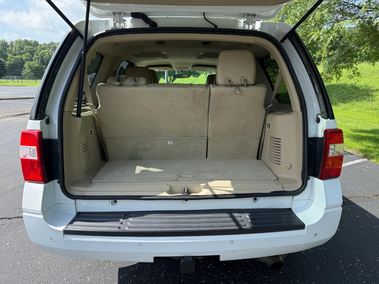 Ford Expedition XLT 2015