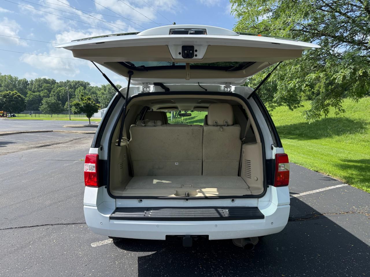Ford Expedition XLT 2015