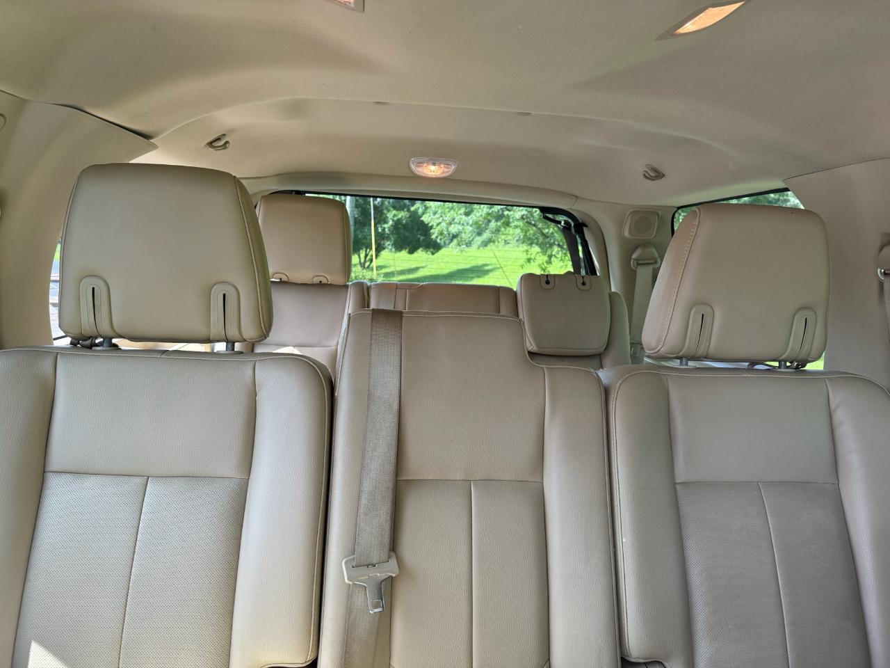 Ford Expedition XLT 2015
