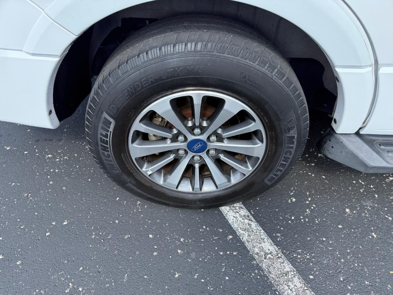 Ford Expedition XLT 2015