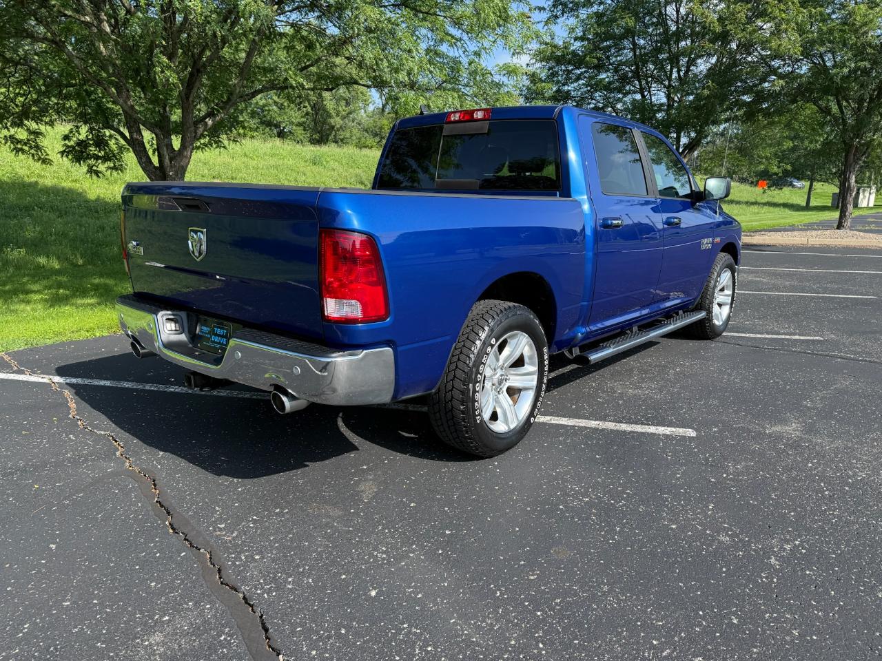 RAM 1500 SLT Crew Cab SWB 2WD 2014