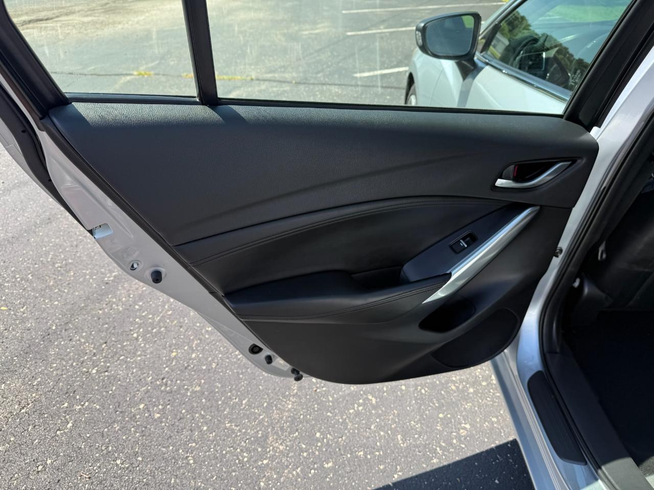 Mazda MAZDA6 i Touring 2016