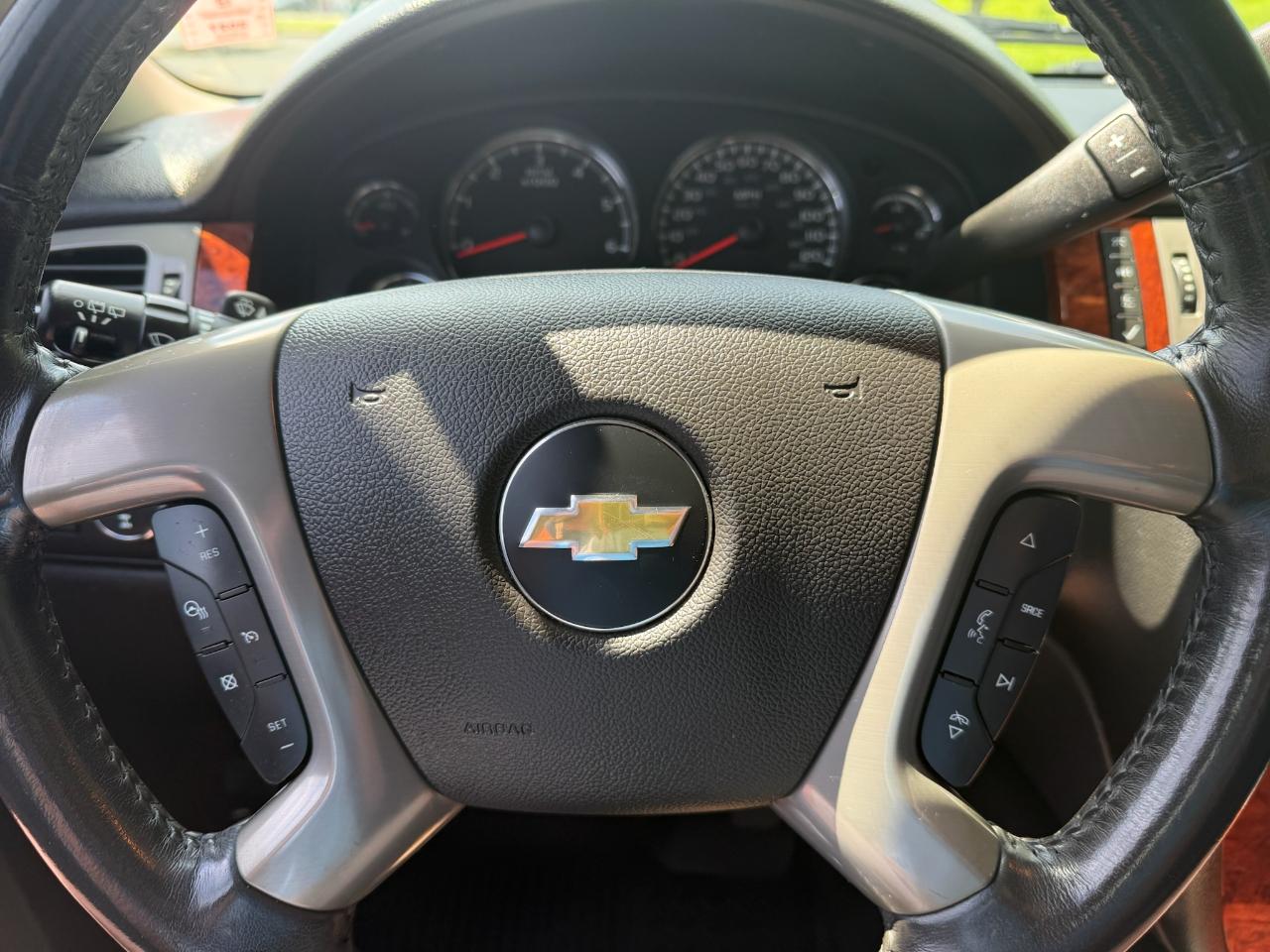 Chevrolet Suburban LTZ 1500 4WD 2013