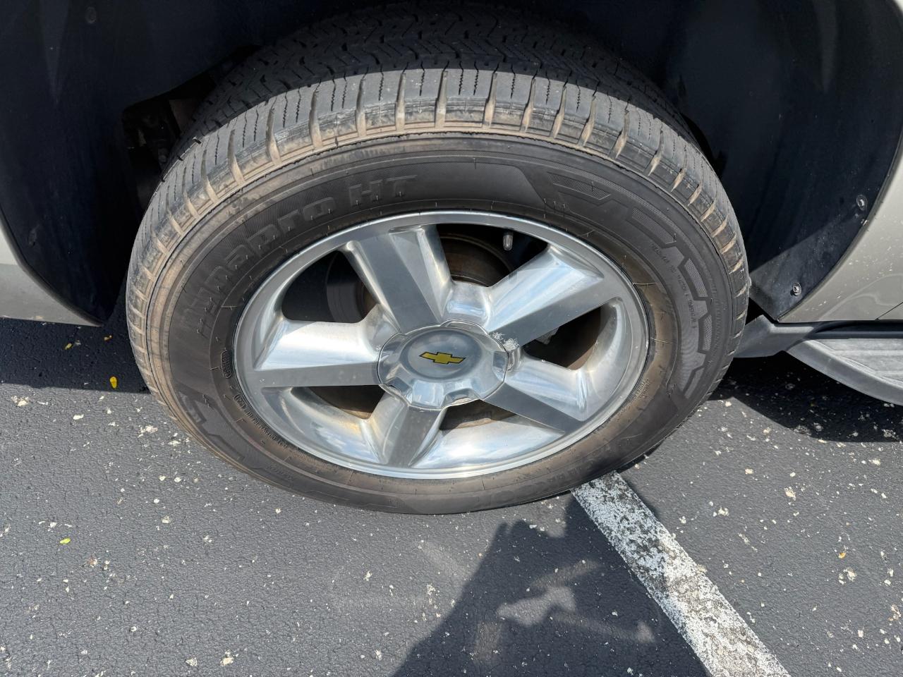 Chevrolet Suburban LTZ 1500 4WD 2013